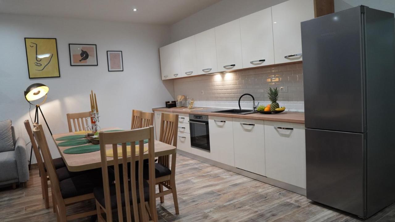 Apartmani Tripalo Імотскі Екстер'єр фото