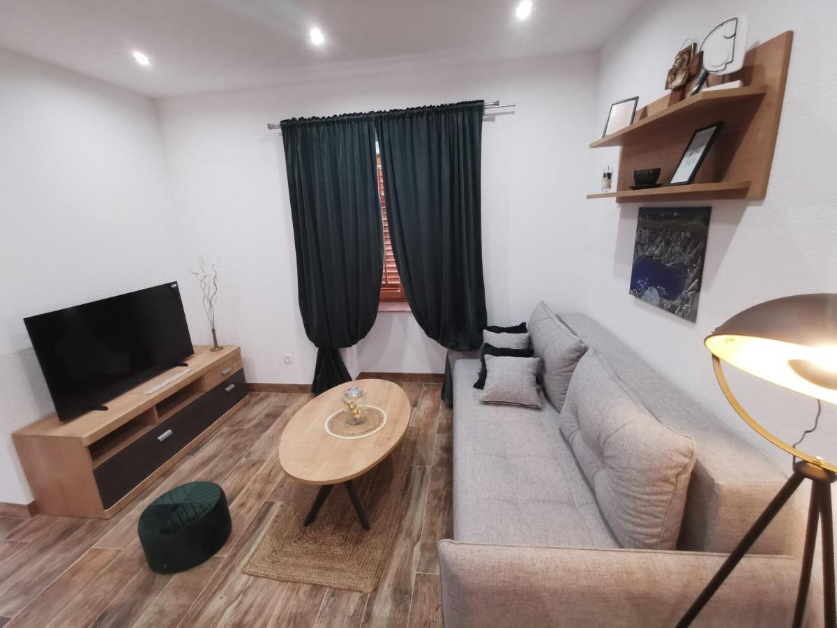 Apartmani Tripalo Імотскі Екстер'єр фото