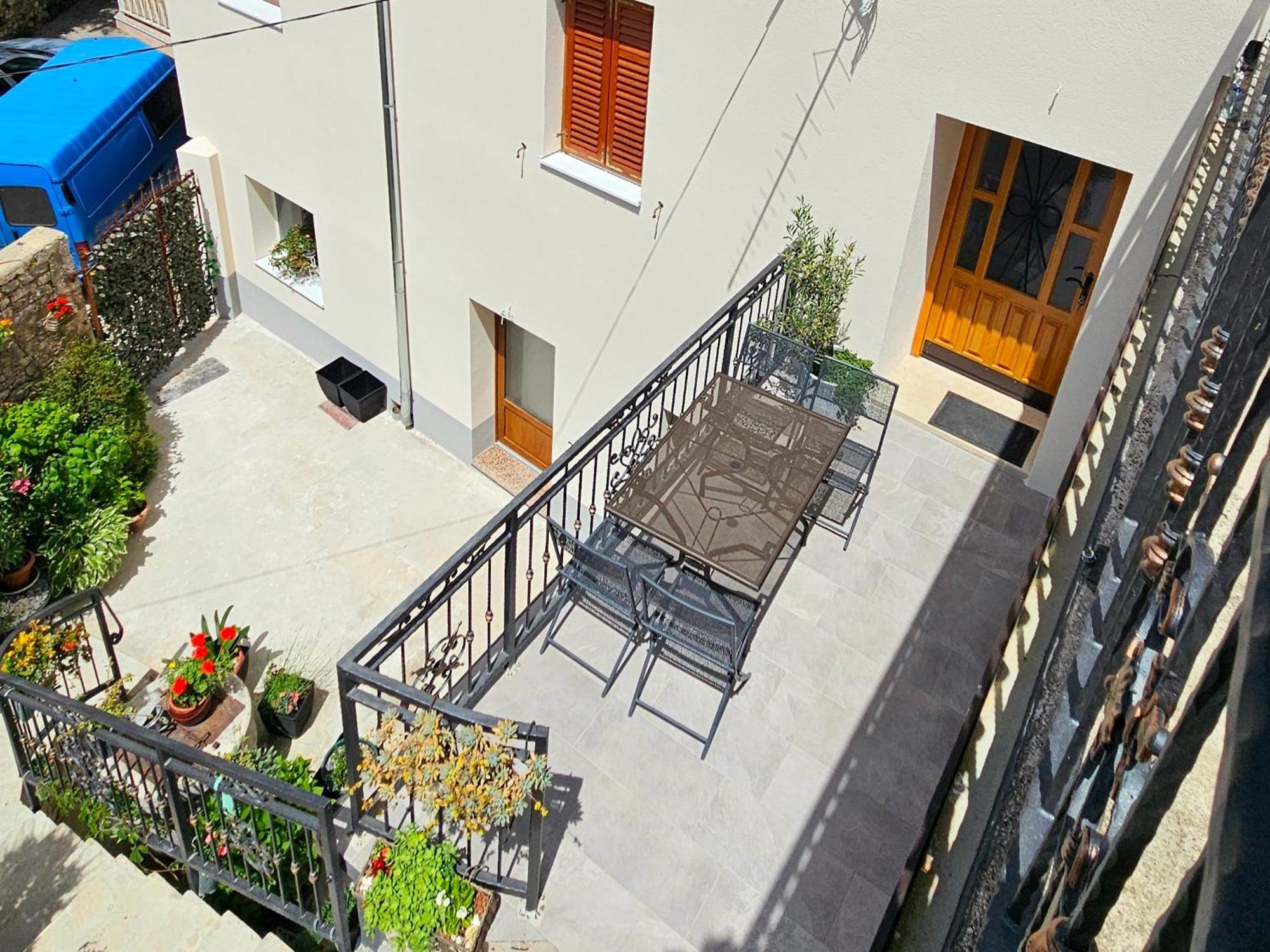 Apartmani Tripalo Імотскі Екстер'єр фото