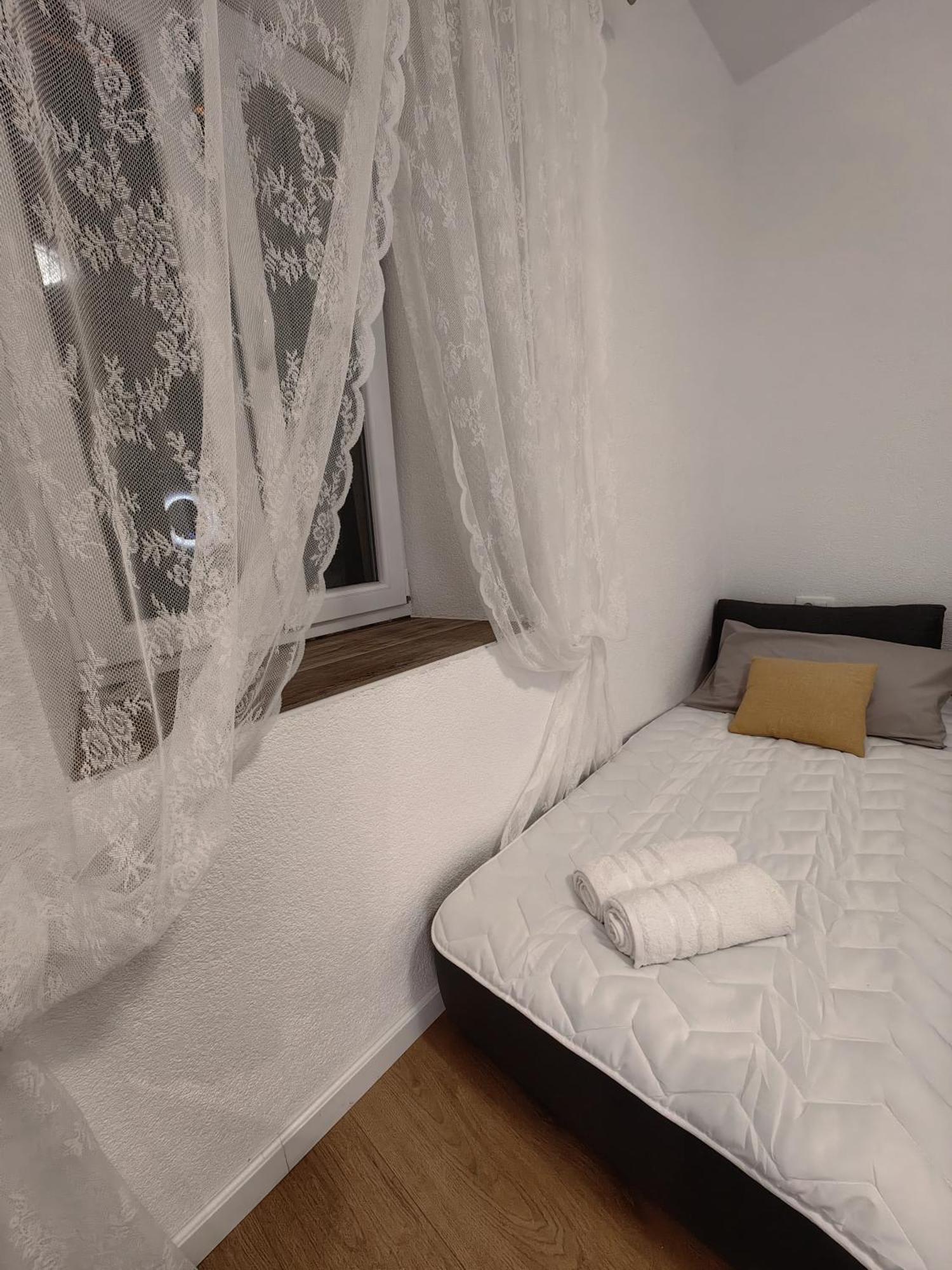 Apartmani Tripalo Імотскі Номер фото